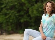 Умирающая сестра Мэрайи Кери публично просит ее о помощи