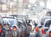 Снегопады не дают сильно разогнаться