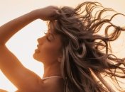 Сім літніх правил догляду за волоссям, які радять стилісти