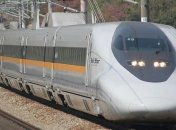 160 жизней было под угрозой: машинист свехскоростного японского поезда оскандалился из-за похода в туалет