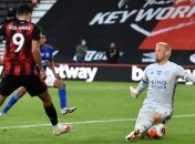 Ляп Шмайхеля и бойцовский прием от Сеюнджю - в обзоре матча Борнмут - Лестер (Видео)