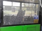 В Харькове неизвестные обстреляли троллейбус с пассажирами