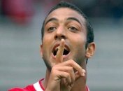 Бывший форвард "Аякса" и "Ромы" завершил карьеру