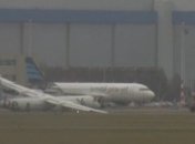 В Амстердаме пассажирский самолет выкатился за пределы ВПП