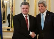 Порошенко обсудил с Керри санкции против России