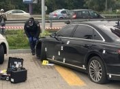 Автомобиль Сергея Шефира после обстрела