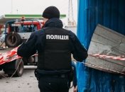 В Киеве водитель врезался в полицейский пост: фото и видео