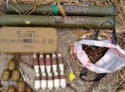 СБУ обнаружила в районе АТО два тайника с боеприпасами террористов