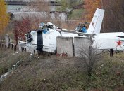 Самолет L-410 после падения в Татарстане