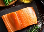Соленый лосось по этому рецепту будет готов уже через сутки