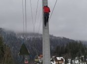 На популярном курорте в Карпатах сломался кресельный подъемник: подробности ЧП