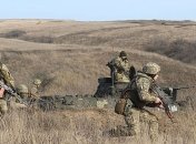 На Донбассе пострадал украинский военный