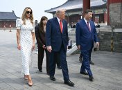 Лара Трамп сопровождала Дональда Трампа