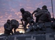 Українські військові тримають оборону вдень і вночі