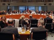Меркель и руководители земель договорились об упрощении депортации нелегалов