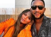 "Упс! Вот я тупица": Крисси Тейген проговорилась о поле будущего малыша (Видео)