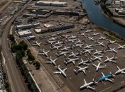 Акции Boeing упали после крушения самолета МАУ в Иране 