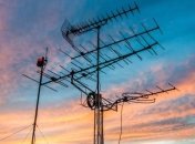 Три украинских канала получили право вещать на территориях с особым статусом