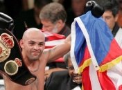 Молниеносный хук правой в исполнении Коллацо (Видео)