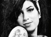 Даффи посвятила песню Эми Уайнхаус