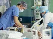 Коронавирус в Украине: врачи получат надбавки к зарплате