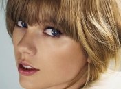 Тейлор Свифт возглавила "Billboard Hot 100"