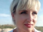 Глумление над гражданством: выбросившая украинские паспорта харьковчанка угодила в базу "Миротворца" (фото) 