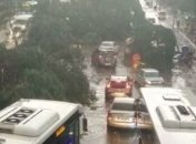 В Анталии из-за сильного дождя и ветра объявили наивысший уровень опасности 