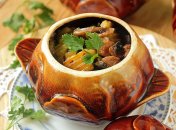 Баранина в горшочке