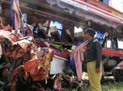 В Пакистане столкнулись два автобуса, 30 человек погибло