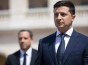 Зеленский поручил Кабмину заняться зарплатами педагогов и врачей  