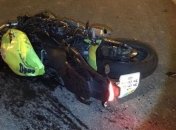 Ужасное ДТП в Киеве: мотоциклист отлетел на 20 метров