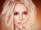 Бритни Спирс появилась на публике в откровенном наряде