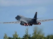 Самолет ВВС США пролетел вдоль демилитаризованной линии на Корейском полуострове