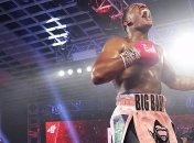 Спарринг-партнер Фьюри отправил в глухой нокаут бывшего футболиста (видео)