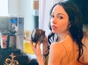 Как кукла: Екатерина Кухар поделилась новым снимком в прозрачном платье