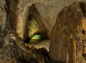 Где находится самый крупный грот? 