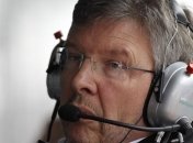 Росс Браун заявил, что еще рано оценивать новый болид "Мерседеса"