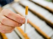 ГФС: Теневой рынок сигарет сокращается (Инфографика)