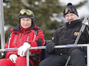 Лукашенко заверил, что россияне получат качественную водку и закуску