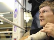 Грабители ворвались в дом известного боксера с помощью "Твиттера"