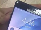 Samsung Galaxy Note 7 засветился на фото с включенным экраном