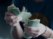 Про небезпеку паперових грошей під час епідемії