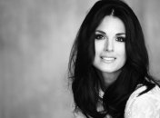 Маша Ефросинина показала фото отдыха у лазурного моря