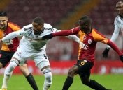 Турция приостановила футбольный чемпионат