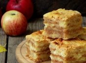 Ну дуже простий яблучний пиріг