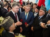 Порошенко в Турции встретился с украинцами и крымскими татарами