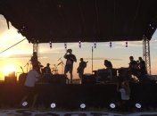 "Бумбокс" сыграл концерт на границе с Крымом