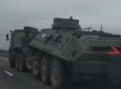 На трассе "Керчь - Севастополь" заметили перемещения военной техники РФ (видео)