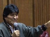 Очередной побег? Моралес улетел на Кубу